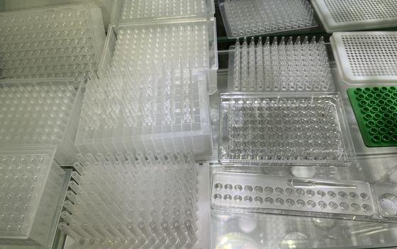 実験室 プラスチック ドロッパー パペット 多腔型 医療用器具 注射型 プラスチック 注射型 ヨーロッパ